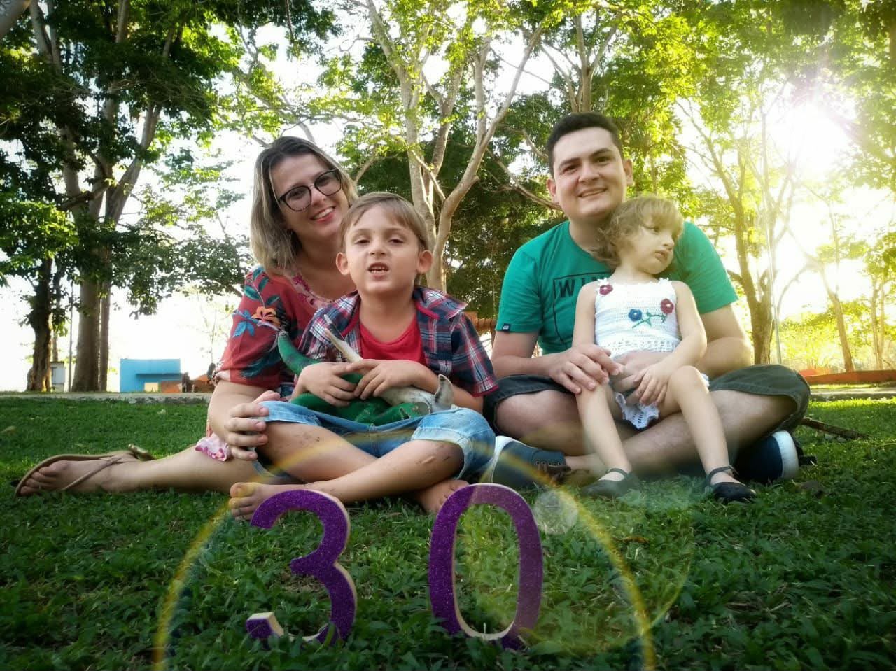 Momentos da vida de Kirky Emerich com a família